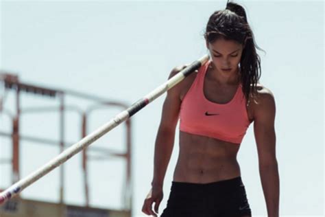 Hot Naked Female Athletes Porn Videos .